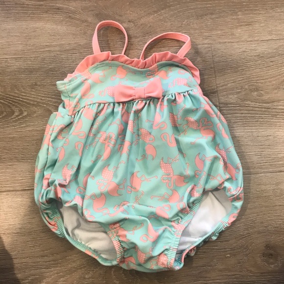 🌟5 for $20🌟 Girl’s 6-9 Months Flamingo One-Piece - Picture 1 of 4